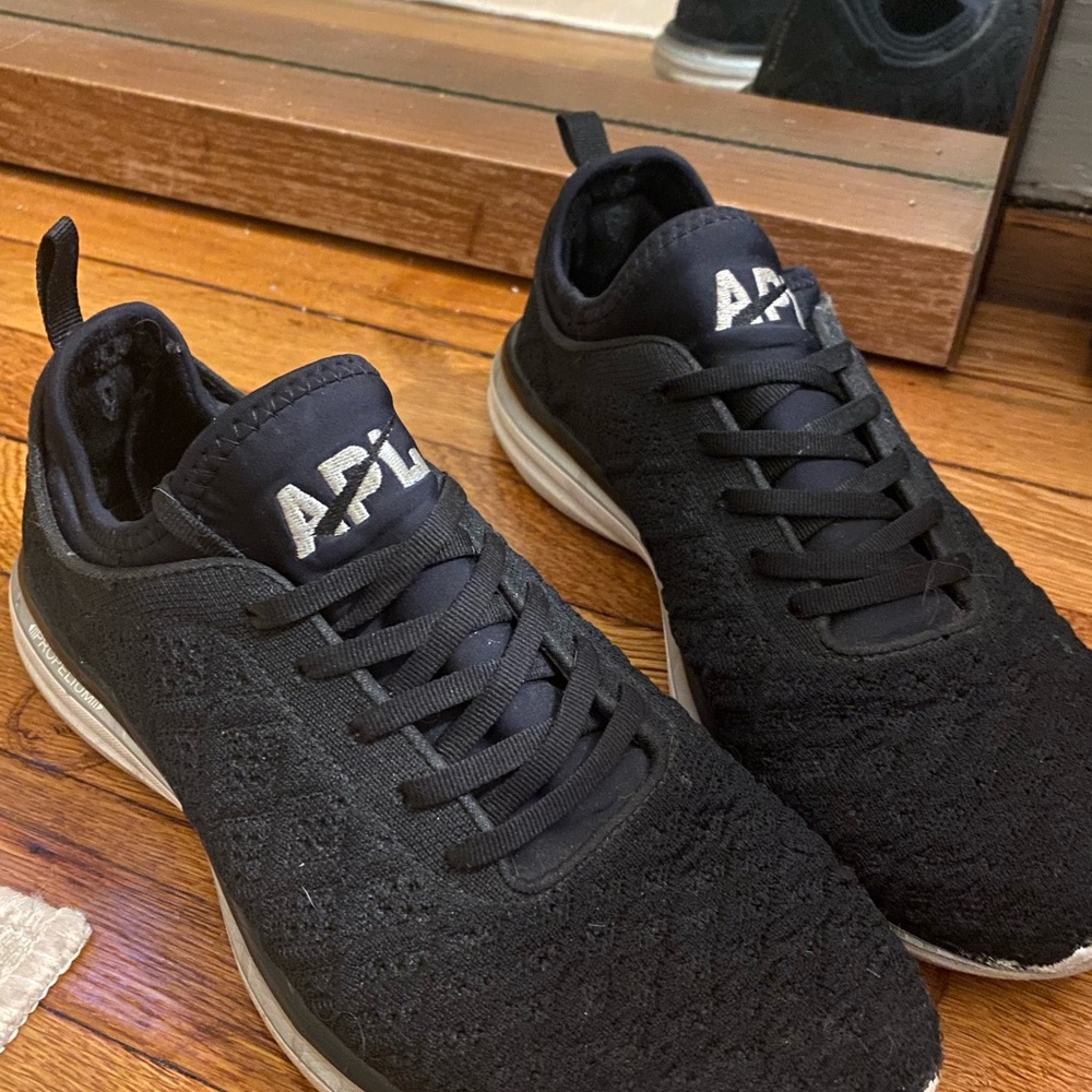 APL SNEAKERS Women’s 10